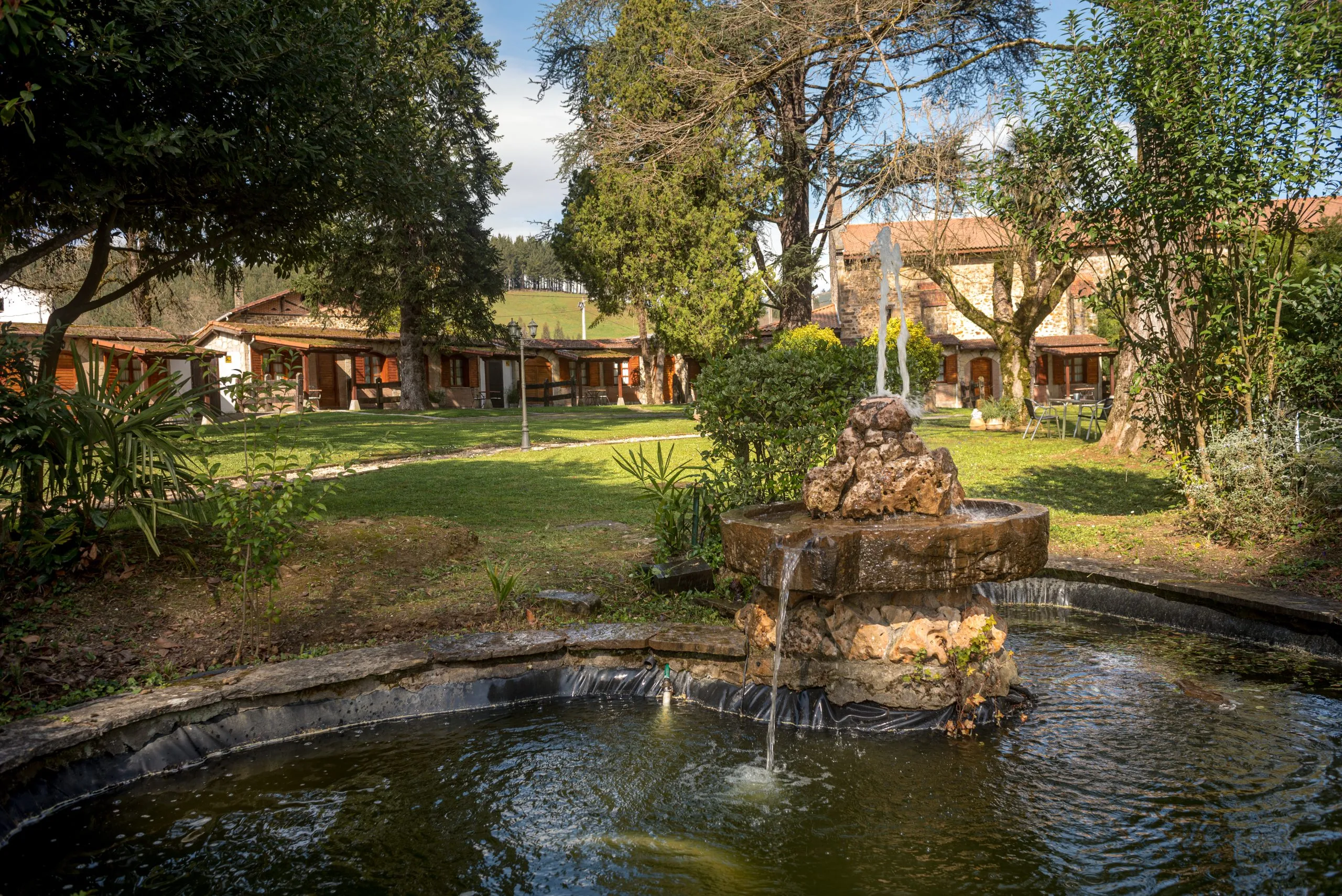 HOTEL ISASI
