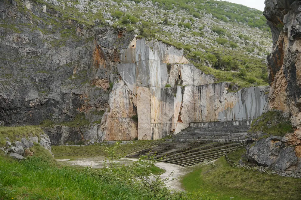 AUDITORIO POZALAGUA