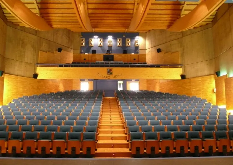 ZALLA ANTZOKIA